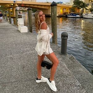 Meet your Posher, Evangelia